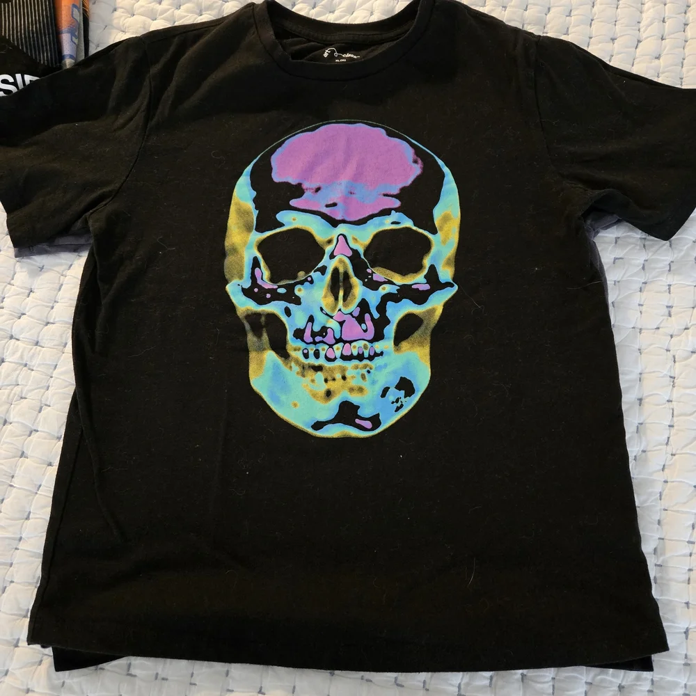 Kids Graphic T-Shirts Bundle - Picture 4 of 7